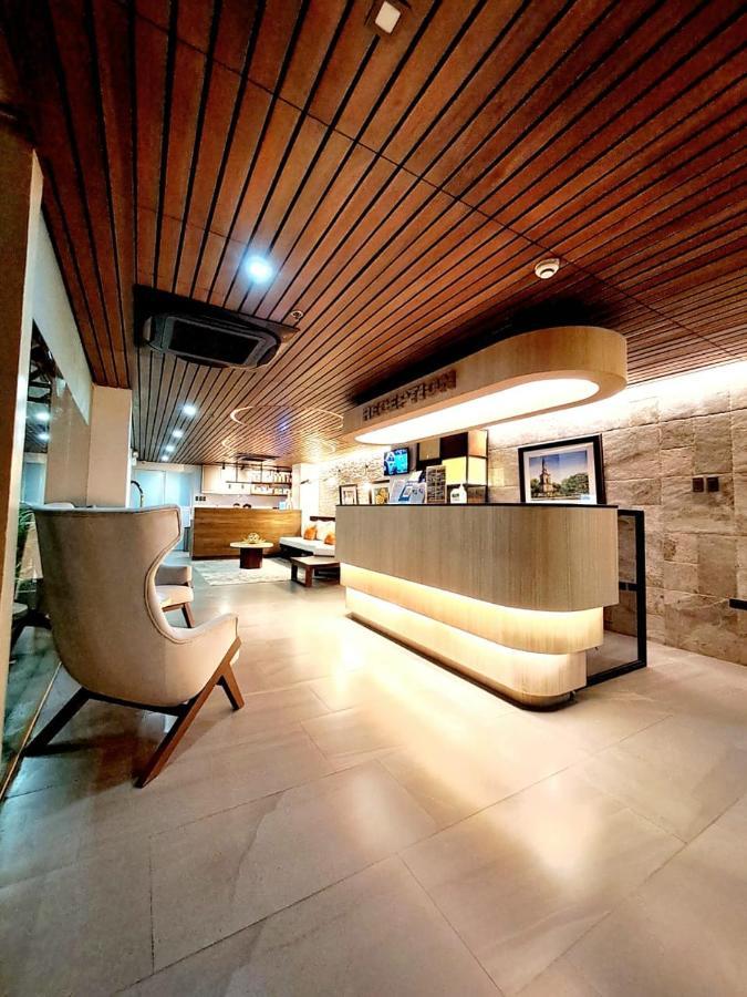 Chambre Hotel Mactan Lapu-Lapu City Exterior foto