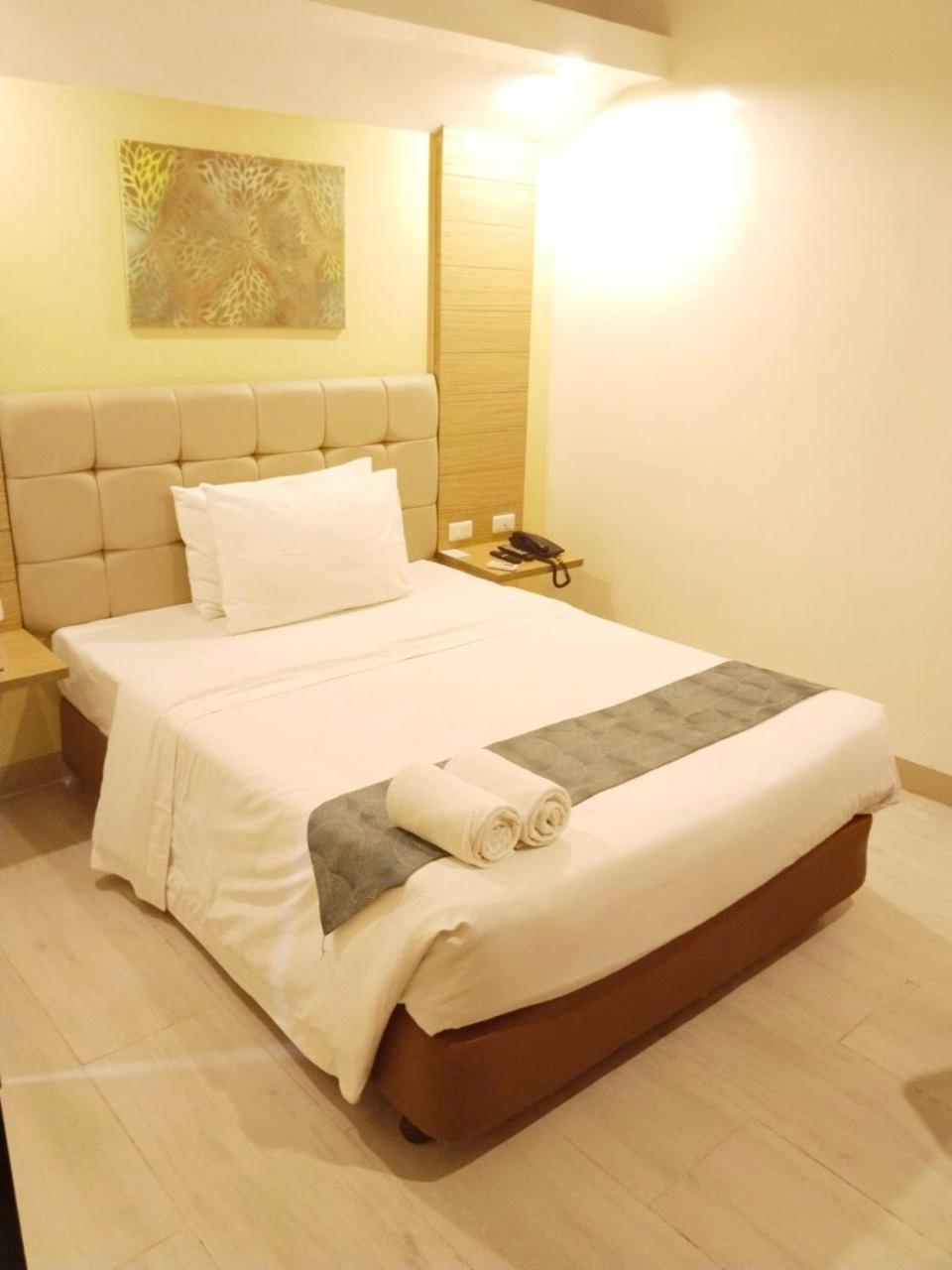 Chambre Hotel Mactan Lapu-Lapu City Exterior foto